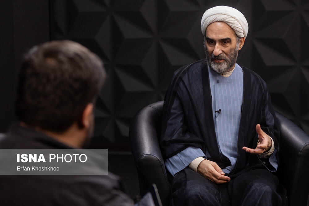 توصیف شخصیت اخلاقی و علمی آیتالله سیدمجتبی خامنهای توسط عضو مجلس خبرگان