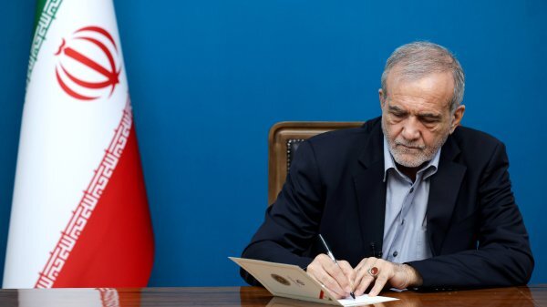 پیام تسلیت رئیس‌جمهور در پی درگذشت خواهر آیت‌الله نورمفیدی