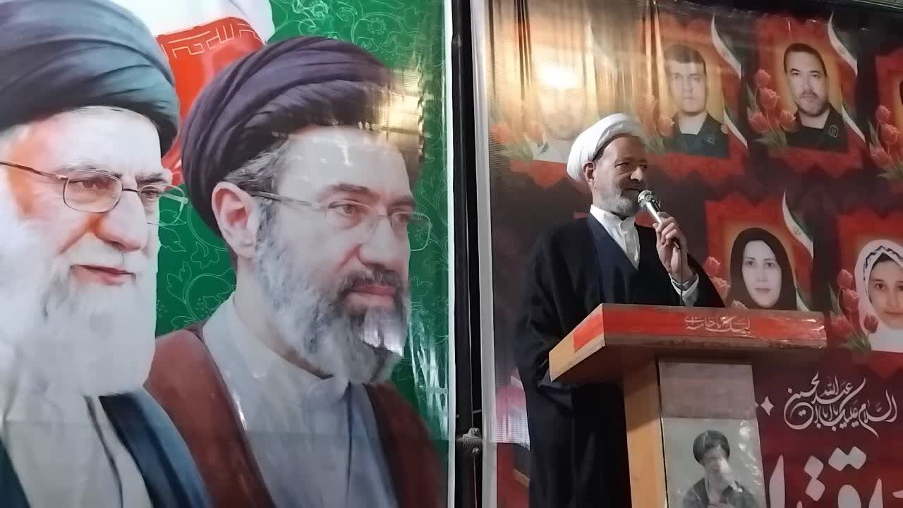امام جمعه اردستان: وحدت و استقامت، رمز ماندگاری حماسه اربعین است