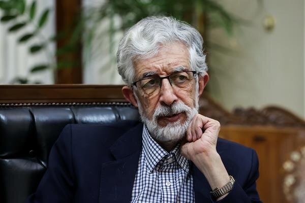 حدادعادل: آیت‌الله مجتبی خامنه‌ای هیچ فعالیت اقتصادی نداشتند