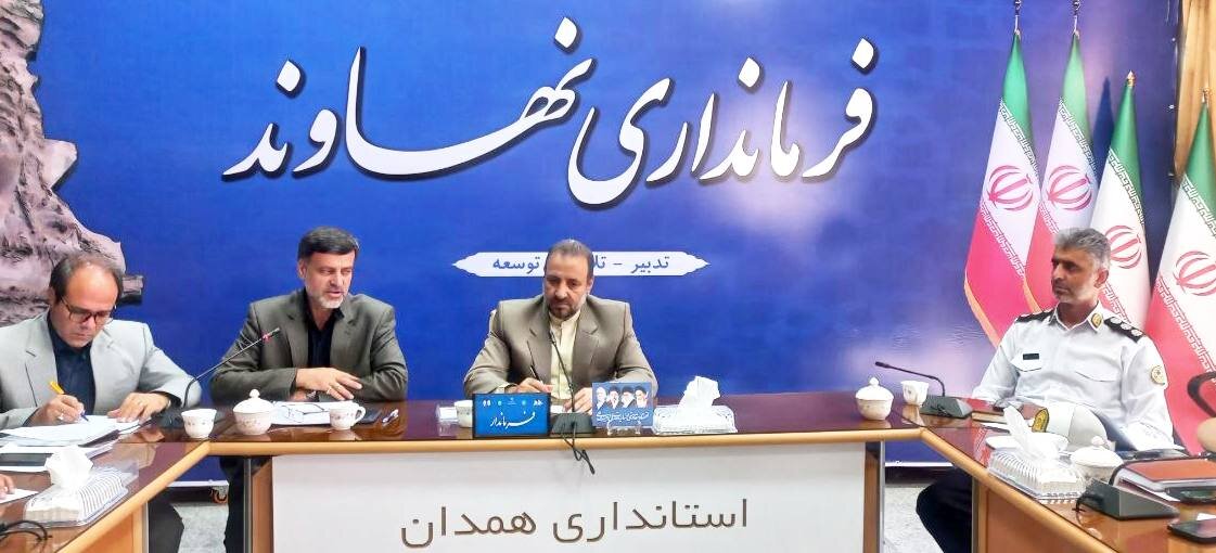 ضربالاجل فرماندار نهاوند برای رفع نقاط حادثهخیز جادهای