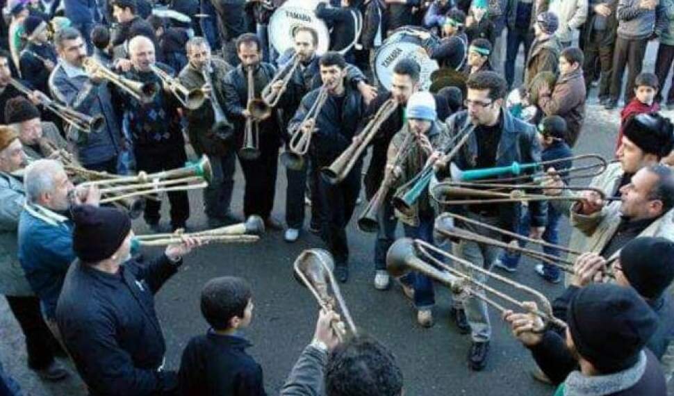 نوای کُرنا؛ میراثی کهن در سوگ عاشورایی مردم رامسر