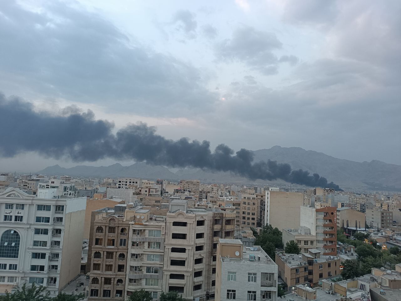 مهار آتش‌سوزی در منطقه چهچکور بندرعباس
