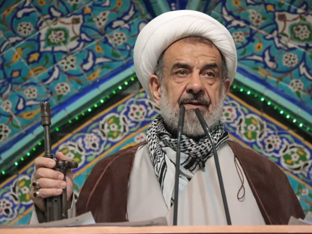 امام جمعه گنبدکاووس: تنگه هرمز خط مقدم نبرد با مستکبرین است