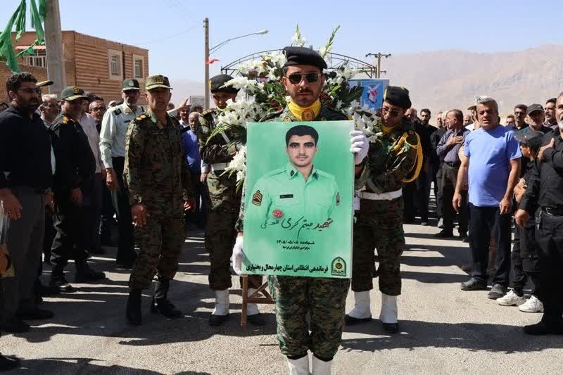 پیکر شهید «میثم کرمی» در شهرستان کیار تشییع و به خاک سپرده شد