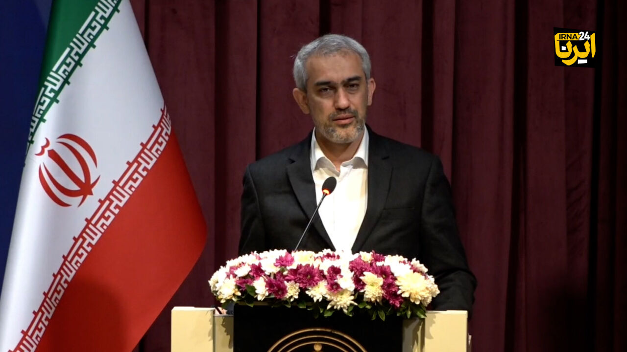 مدنیزاده: دشمنان آرزوی زمین زدن اقتصاد ایران را به گور خواهند برد