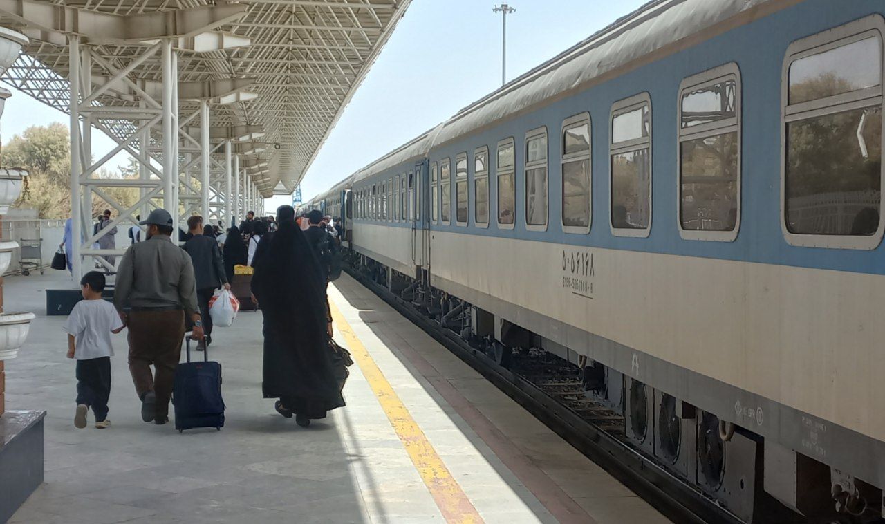 جابه‌جایی بیش از ۲۵۶ هزار زائر اربعین از طریق راه‌آهن جنوب