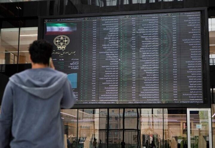 فتح قله تاریخی بورس تهران با ورود ۶.۲ همت پول حقیقی