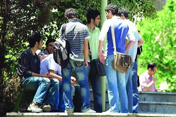 ثبت‌نام نزدیک به ۱۰۰ جوان کرمانشاهی در جایزه ملی جوان سال پایان یافت