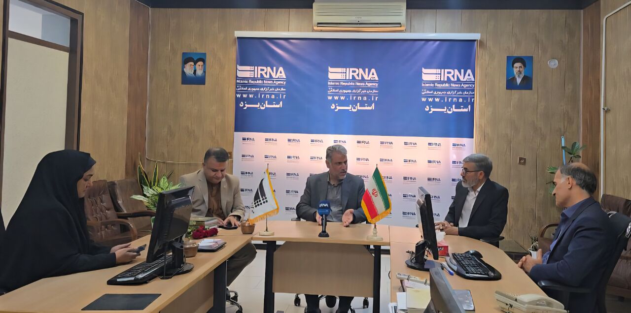 بازدید مدیرعامل آبفای یزد از دفتر ایرنا به مناسبت روز خبرنگار
