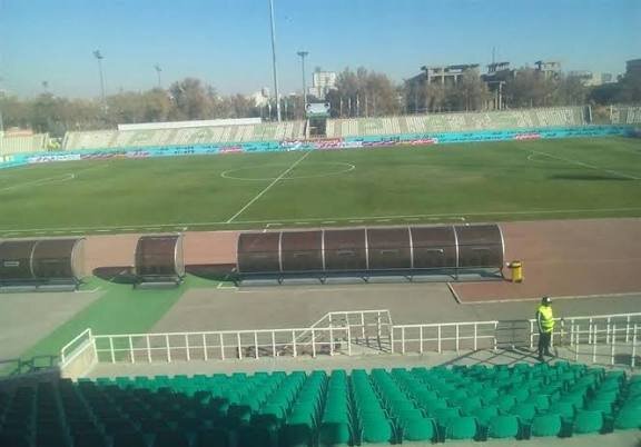 چمن ورزشگاه دستگردی تا پایان فصل زیر کشت نمی‌رود
