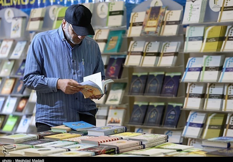 جهش ۵۰ درصدی قیمت کتاب و افت ۲۱ درصدی شمارگان در بهار ۱۴۰۵