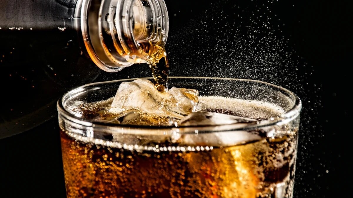 نوشیدنیهای شیرینشده با شکر؛ افزایش ۲.۵ برابری خطر ابتلا به سرطان معده