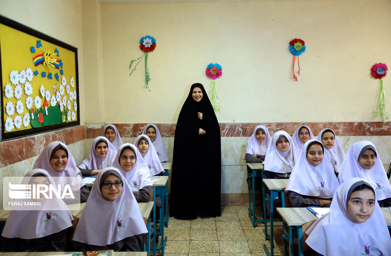 آمادگی استان سمنان برای سال تحصیلی جدید؛ ارسال ۹۸ درصد کتاب‌ها و تکمیل پروژه‌های عمرانی