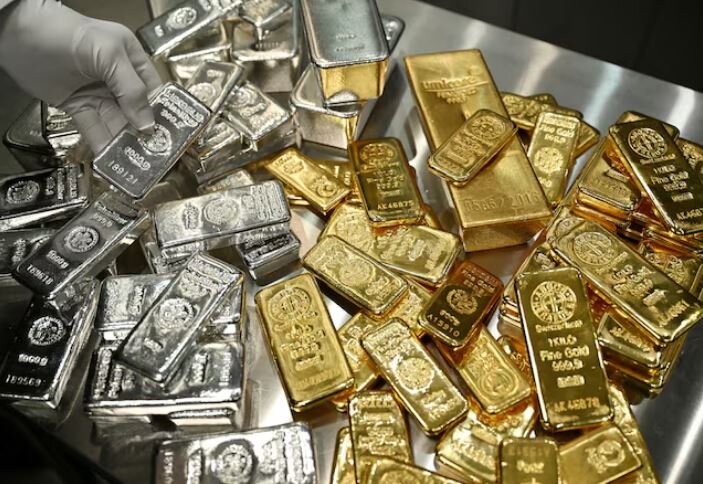 قیمت طلا و نقره با جهش ۵ تریلیون دلاری در بازار جهانی روبرو شد