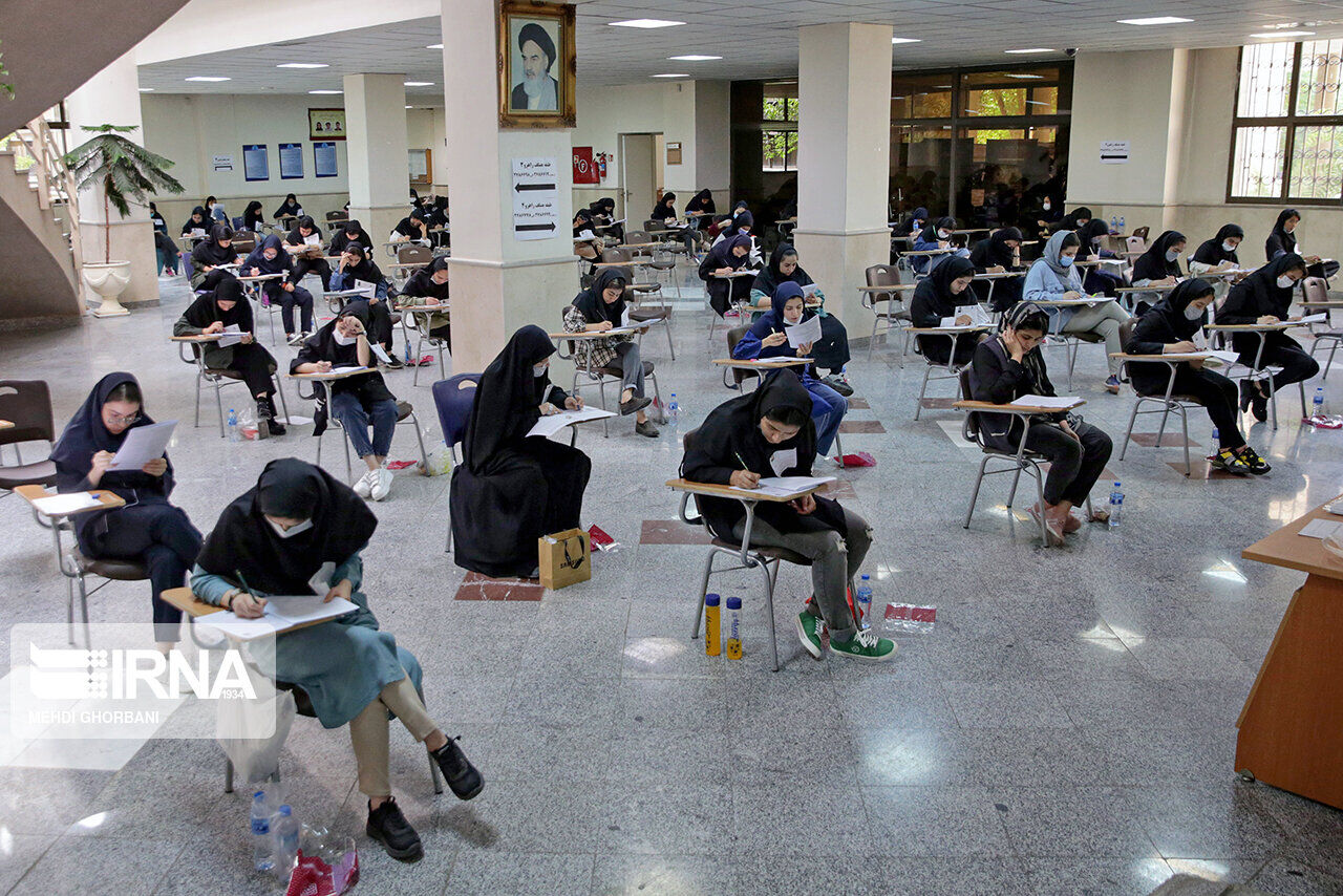 دستگیری ۸۴ کلاهبردار و متخلف کنکور سراسری توسط پلیس فتا