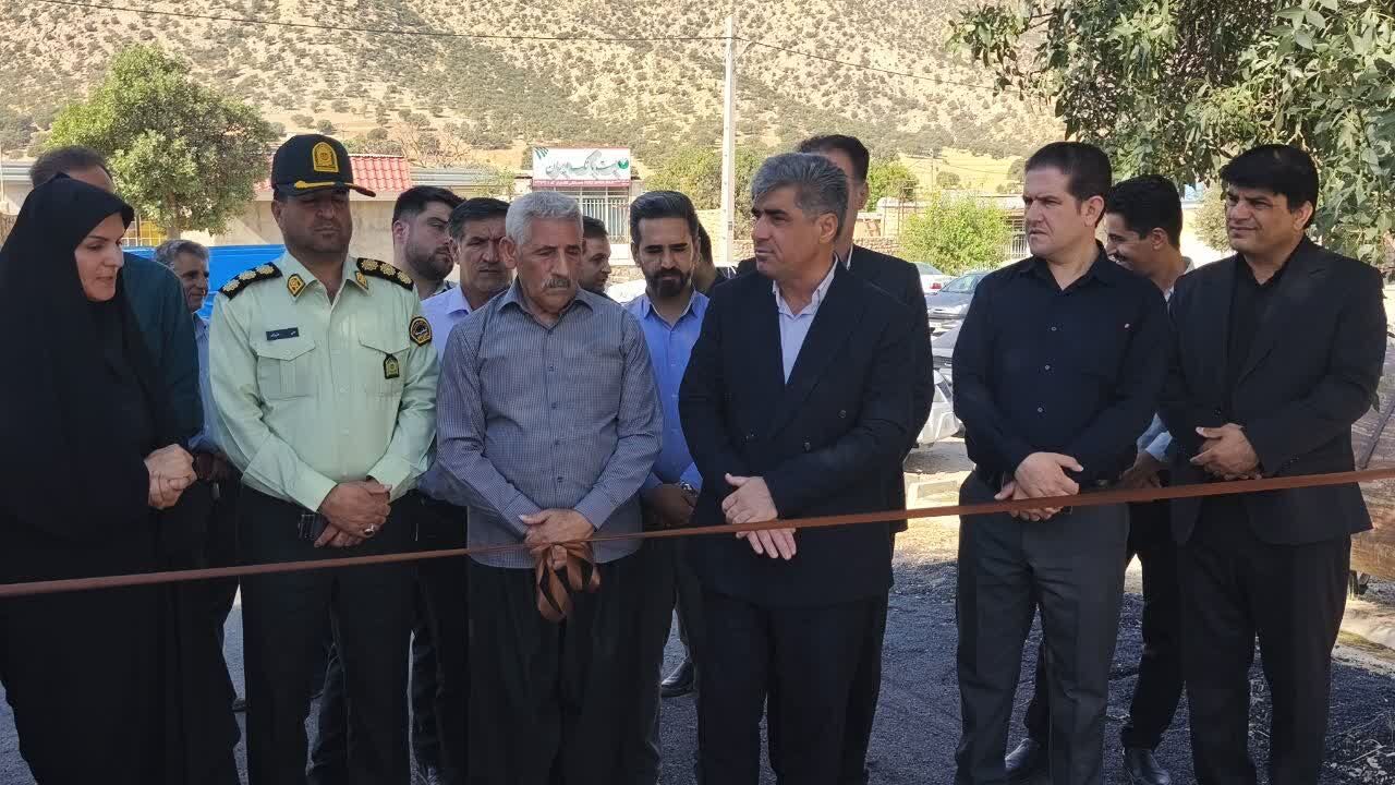 افتتاح طرح‌های عمرانی ۱۱۰ میلیارد تومانی در گیلانغرب و سرپل‌ذهاب کرمانشاه