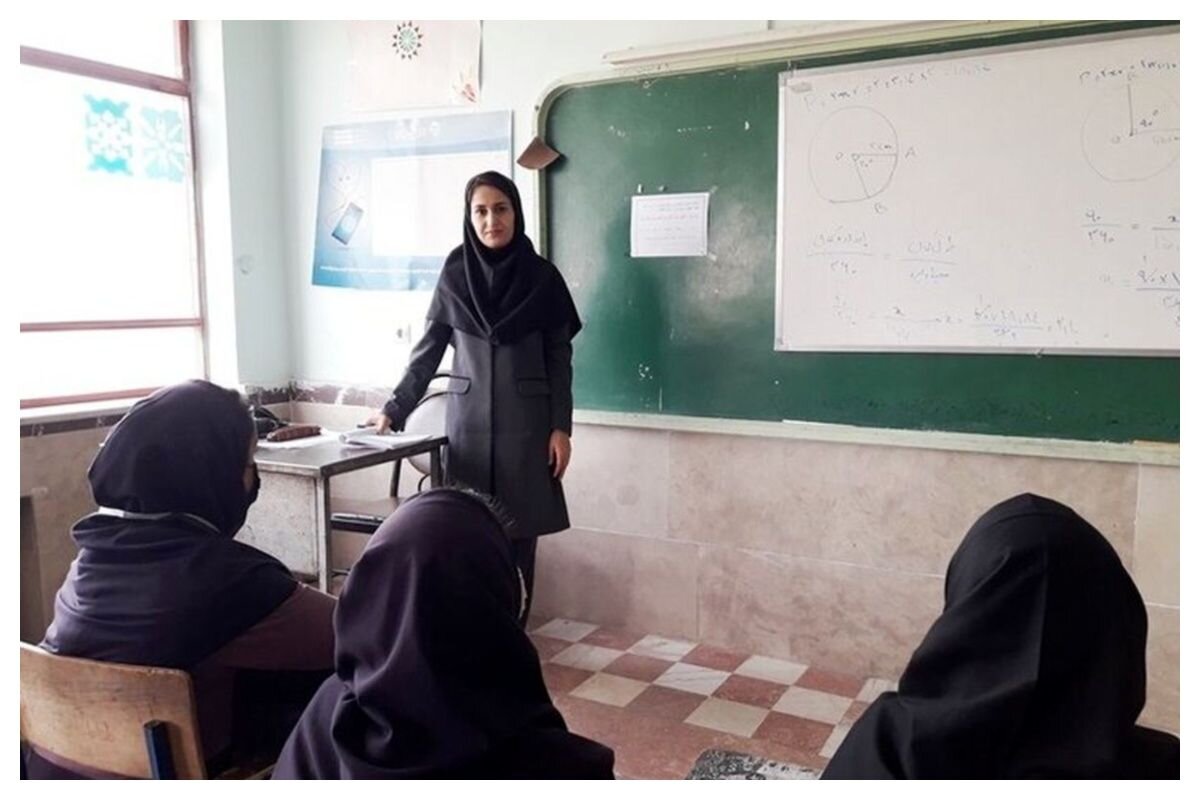 کاهش حداقل ۱۵ درصدی کسورات دانشجومعلمان در دانشگاه فرهنگیان