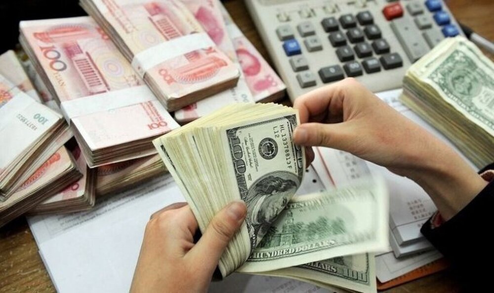 آمار فروش اسکناس ارز در شبکه بانکی؛ تقاضای پایین در عرضه ۵۰۰ میلیون دلاری