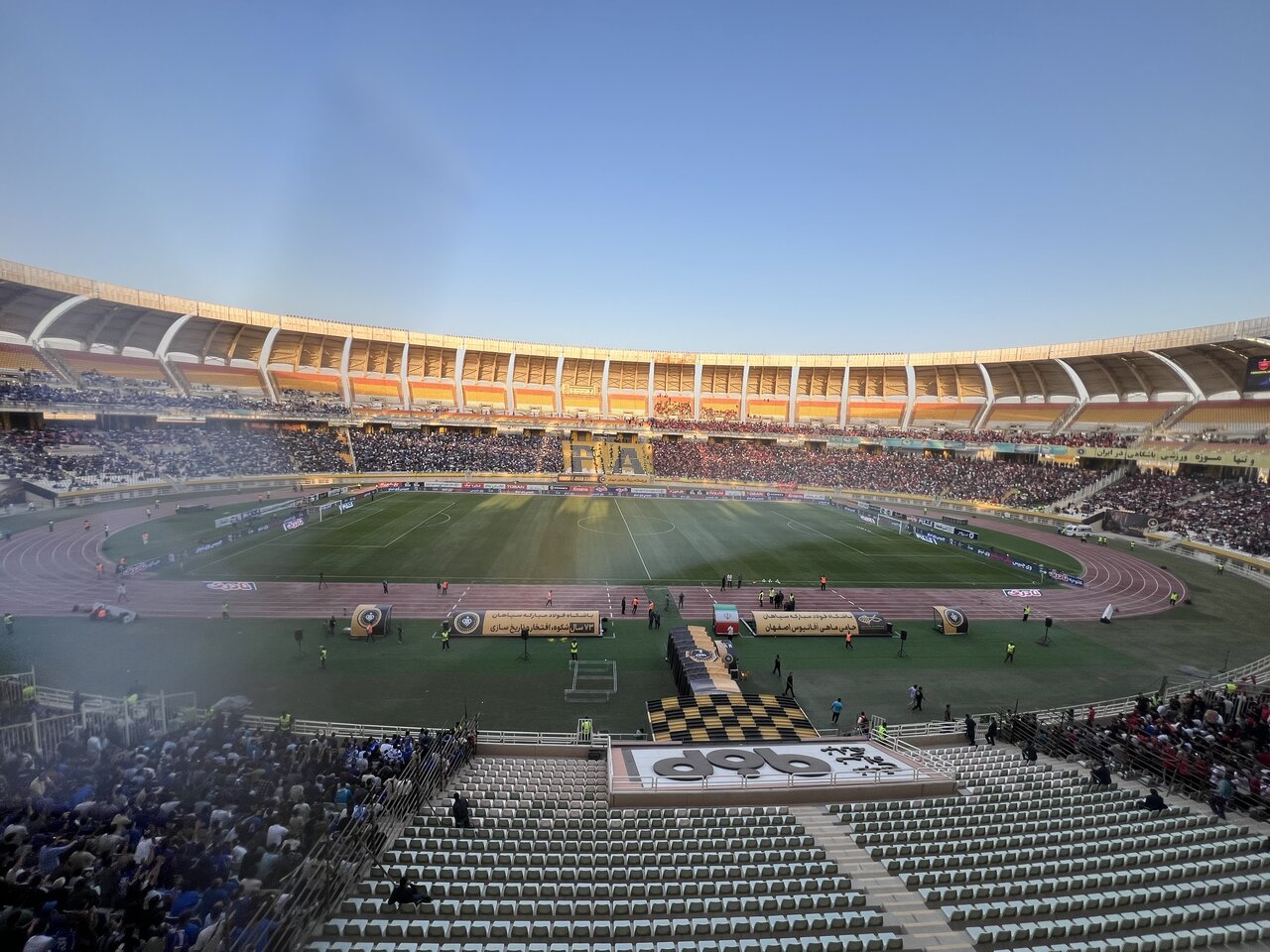 ورزشگاه نقش‌جهان اصفهان میزبان دربی ۱۰۷ استقلال و پرسپولیس