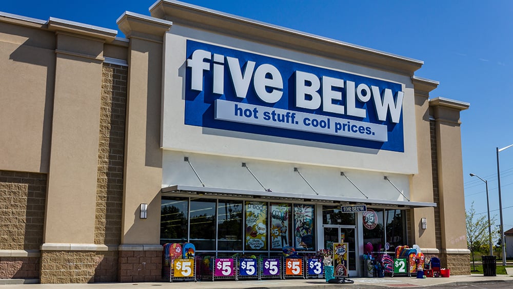 عملکرد خیره‌کننده Five Below؛ رشد ۱۰۸ درصدی سود و افزایش چشمگیر پیش‌بینی‌ها