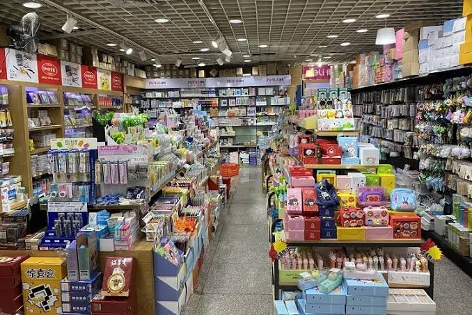 طرح نظارتی ویژه بازگشایی مدارس در کردستان برای مقابله با گران‌فروشی آغاز شد