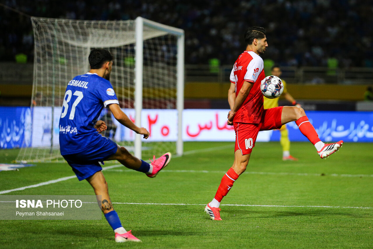 تحلیل داربی ۱۰۷؛ چرا استقلال در برابر پرسپولیس به تساوی رسید؟
