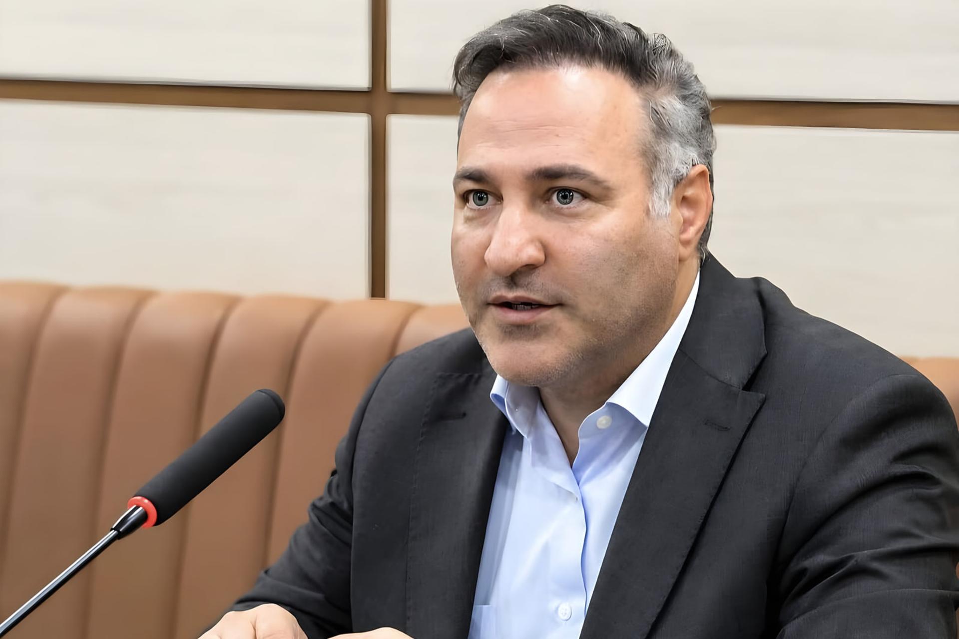 قیمت گوشی؛ نماینده مجلس خواستار مقابله با قیمتسازی در بازار موبایل شد