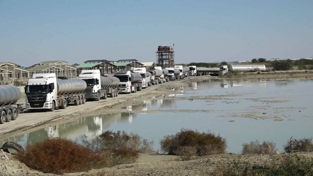دلیل ازدحام کامیونها در مرز ریمدان و طرح نوبتدهی مجازی