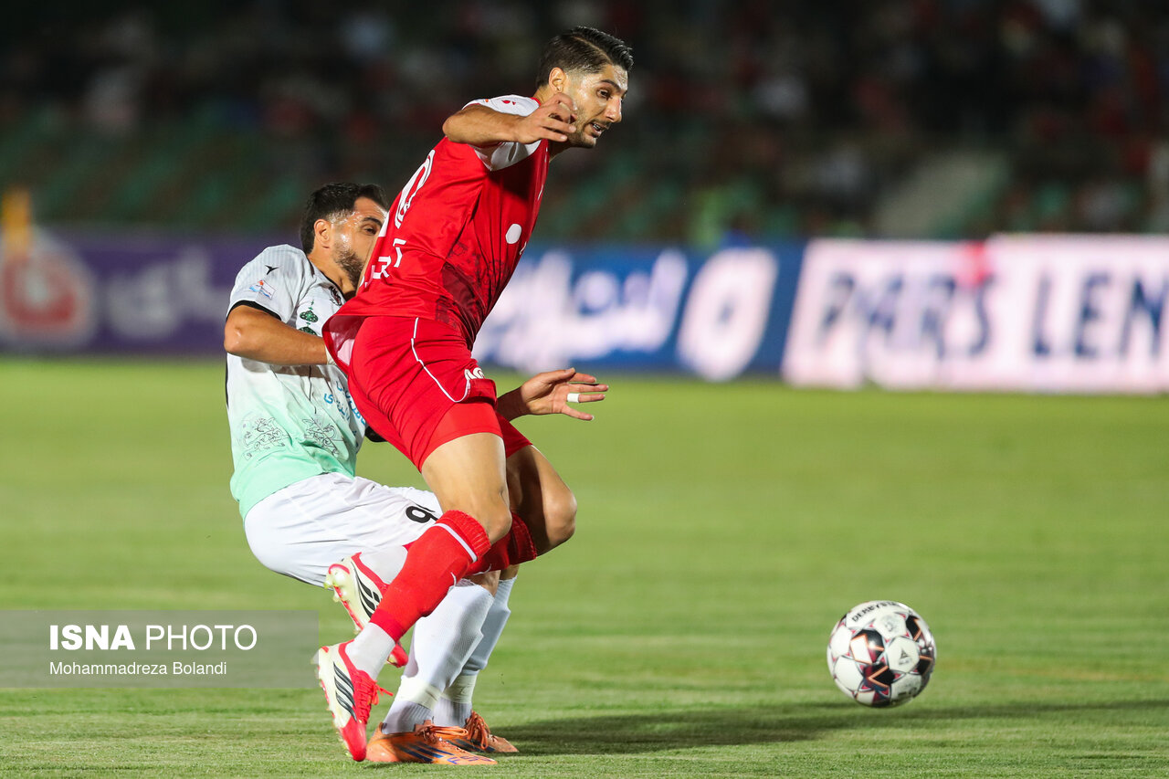 جدول رده‌بندی لیگ برتر؛ پرسپولیس با برد مقابل ذوب‌آهن جای استقلال را گرفت