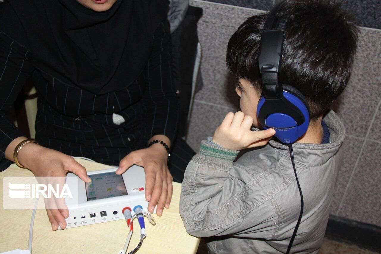 غربالگری شنوایی بیش از ۳۳ هزار کودک و نوزاد در استان کردستان