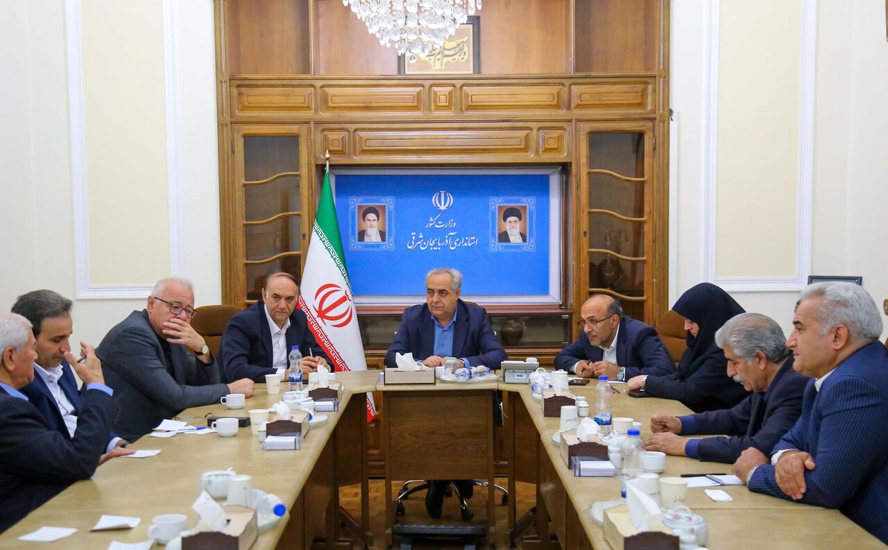 استاندار آذربایجان شرقی: هوشمندسازی گمرکات و توسعه لجستیک الزامات تجارت استان است