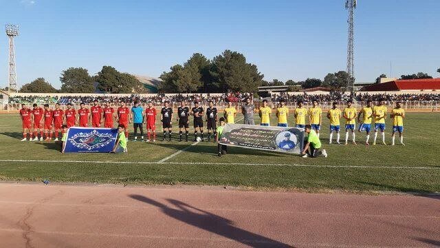 نیروی زمینی با پیروزی در هفته نخست، صدرنشین لیگ یک شد