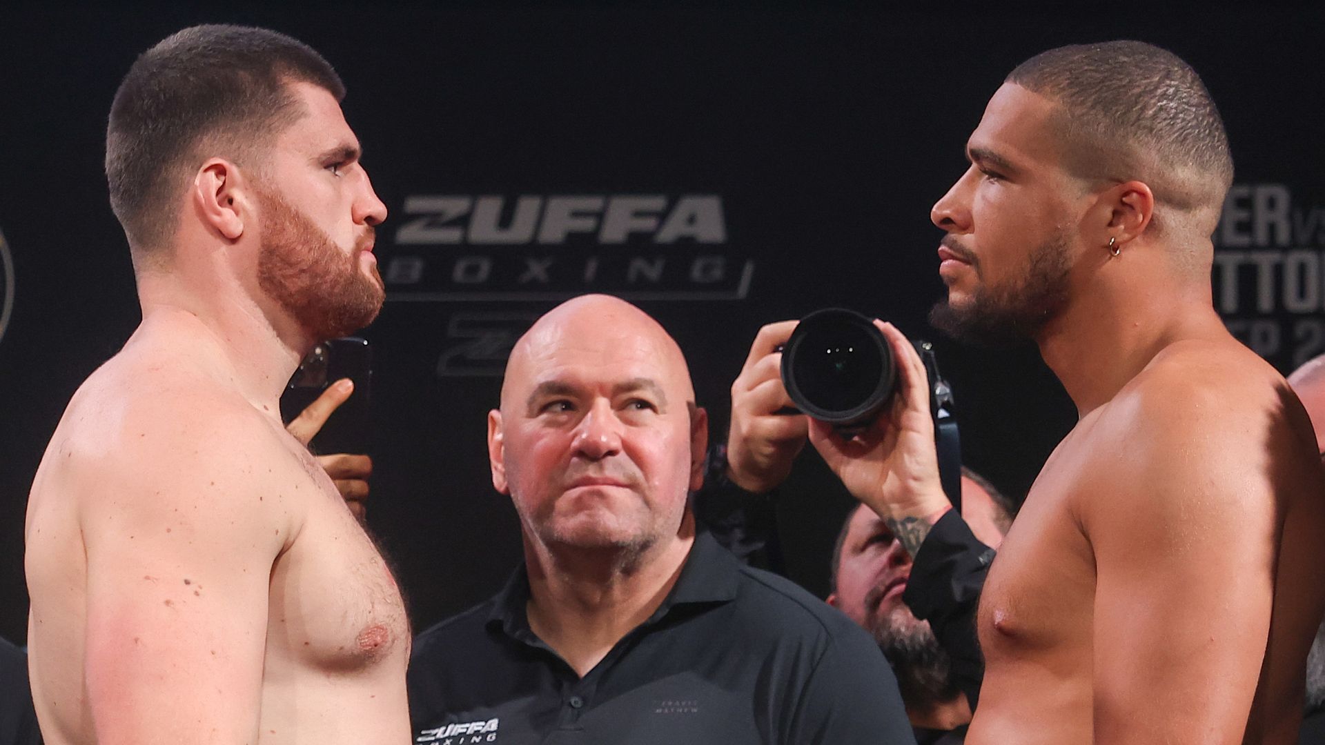 پیشبینی نبرد جانی فیشر و مایکل پیروتون در رویداد Zuffa Boxing 11