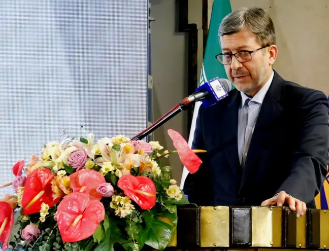 گردشگری اصفهان؛ پیشران توسعه و جایگزین صنایع آلاینده در استان