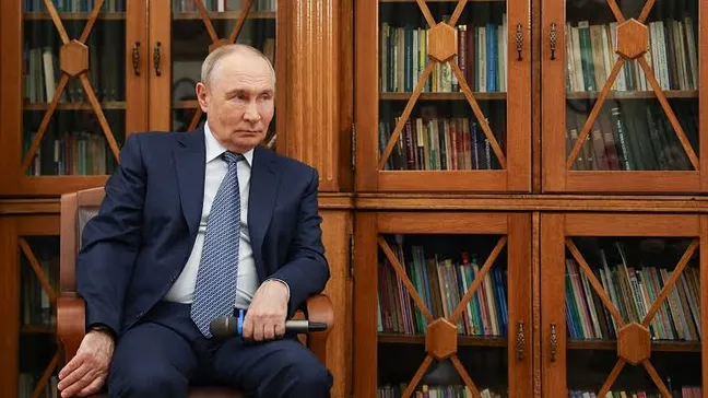 پوتین: ارتباط نظامیان خارجی کلید تقویت اعتماد میان کشورهاست