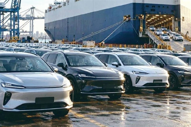 واردات خودرو؛ تمدید مهلت رسیدگی به پرونده‌های بودجه ۱۴۰۴ تا پایان آذرماه