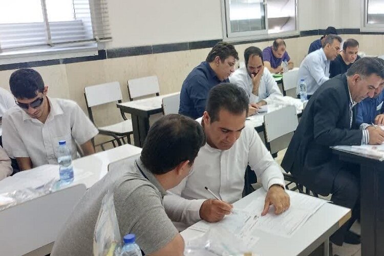چالشهای استخدامی و اجتماعی نابینایان؛ از گرانی تجهیزات تا موانع شهری