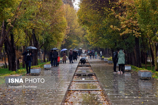 آغاز بارش باران در نیمه شمالی کشور و هشدار پدیده‌های جوی در هفته جاری