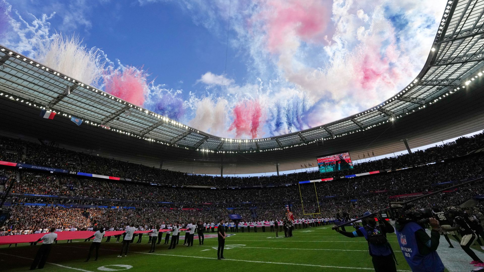 آرون راجرز و پیشنهاد هفته بینالمللی NFL پس از پیروزی در پاریس
