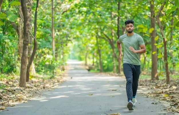مقایسه پیادهروی و دویدن؛ کدام ورزش برای کاهش وزن موثرتر است؟