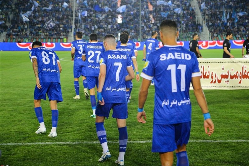 استقلال نیازمند مهاجم ششدانگ است؛ هشدار درباره خطر سردار آزمون
