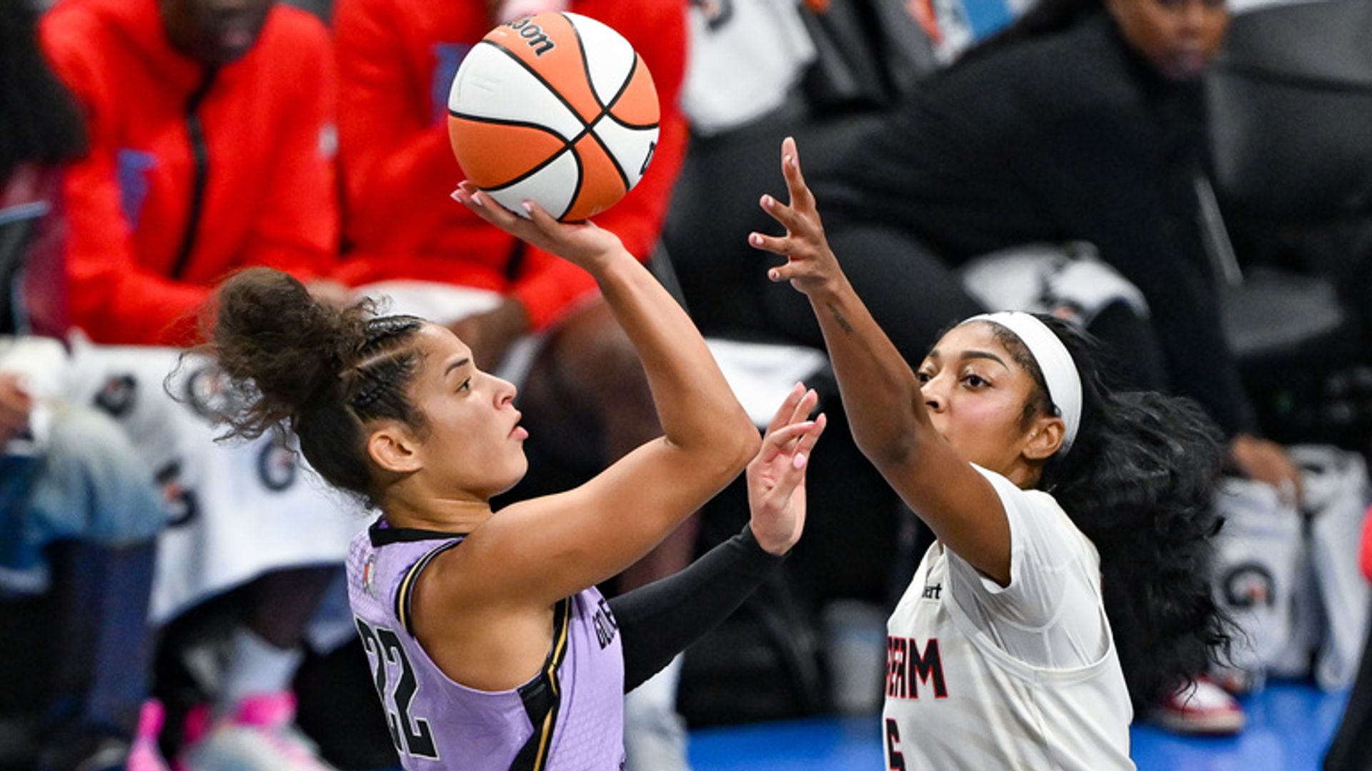 فینال WNBA؛ تقابل تاریخی والکایریز و آتلانتا در مسیر قهرمانی