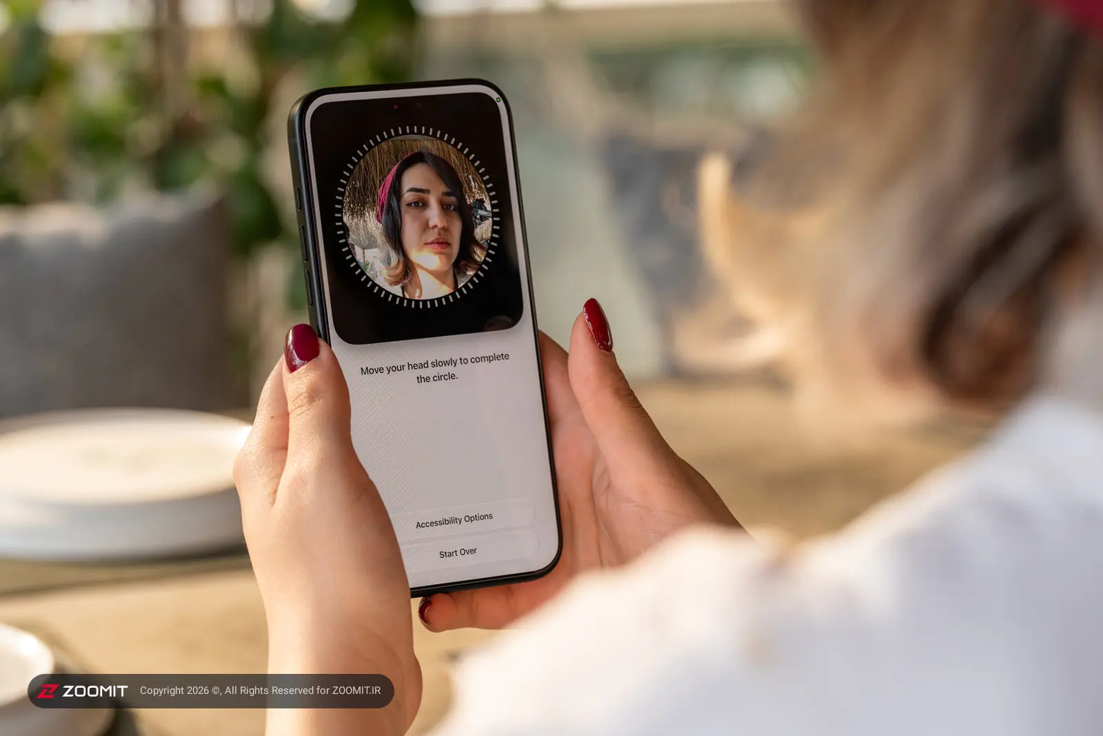 اسکن چهره برای تایید سن؛ قابلیت جدید اپل در سیستمعامل iOS 27.2